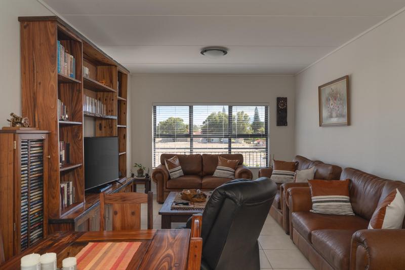 2 Bedroom Property for Sale in The Huntsman Western Cape